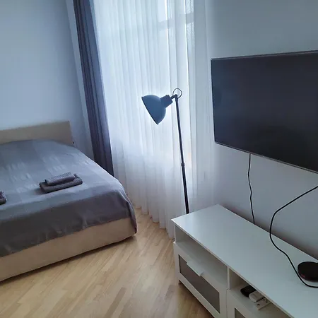 Great View Studio, Self Check In, Free Parking Апартаменты *